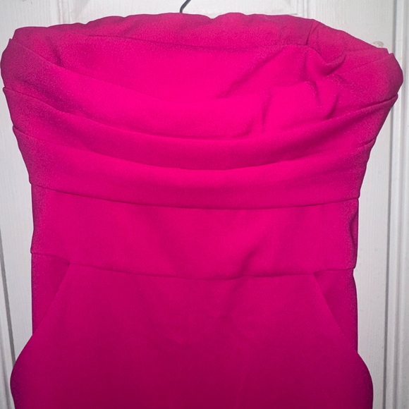 Express Pleated Wide Leg Hot Pink Jumpsuit - Picture 3 of 5